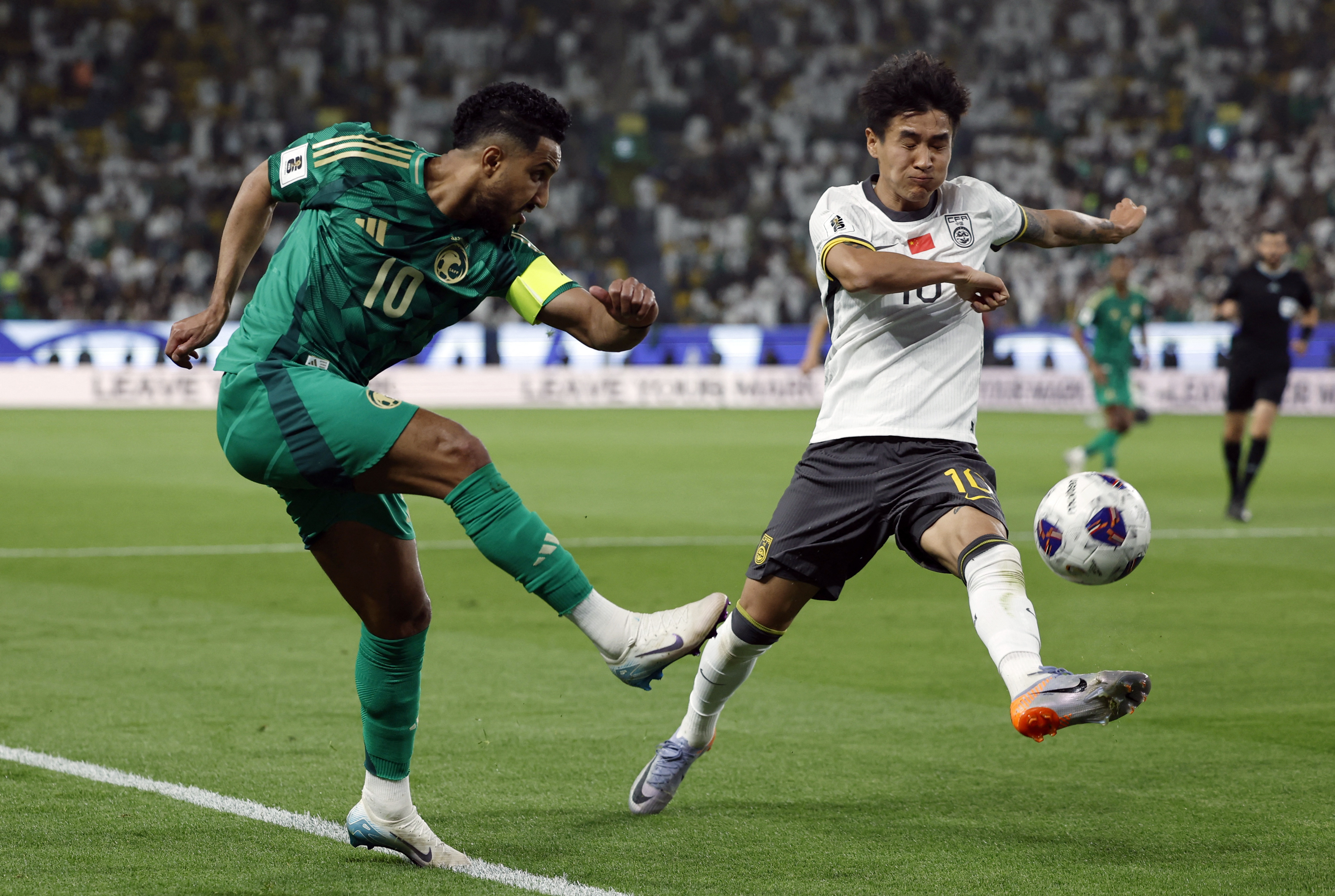 媒體人熱議國足：虐心之戰(zhàn)終于結(jié)束，沒崩盤算僥幸！