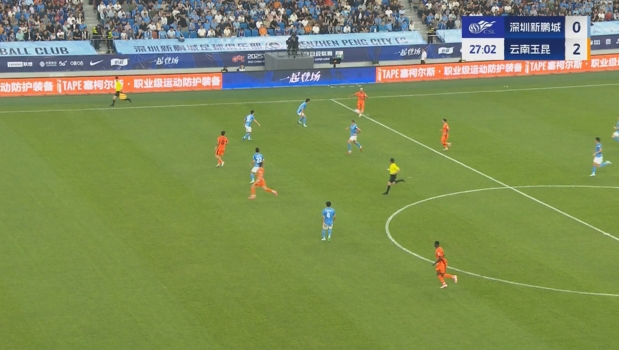 炸裂首秀！奧斯卡險(xiǎn)些29分鐘帽子戲法，侯永永越位在先進(jìn)球無(wú)效