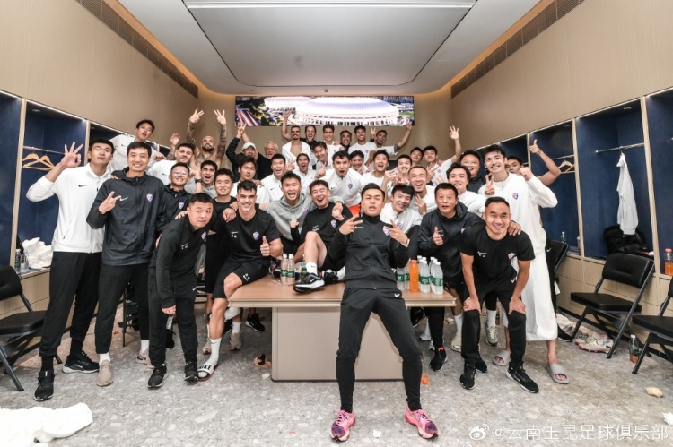 足球報(bào)：約尼查展現(xiàn)10號價(jià)值 玉昆首勝為保級贏得更大容錯(cuò)空間