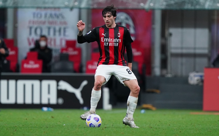 托納利：米蘭處子賽季后我有憂心忡忡，擔(dān)心自己不被買斷