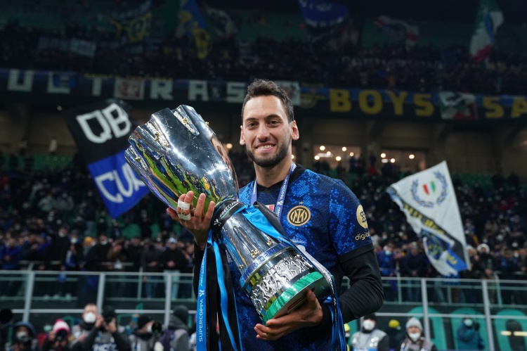 恰爾汗奧盧：我們已經(jīng)在意大利贏得了一切，現(xiàn)在的目標(biāo)是歐冠冠軍