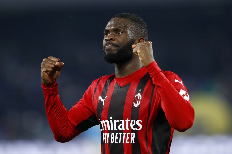 都體：托莫里連續(xù)6場比賽替補，他可能在夏天離開米蘭