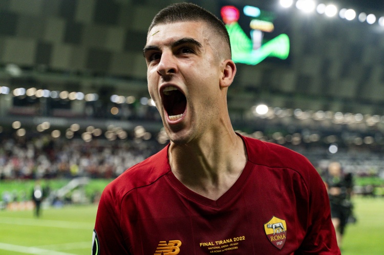 曼奇尼：今天的勝利非常重要，接下來還有9場(chǎng)決賽在等待著羅馬