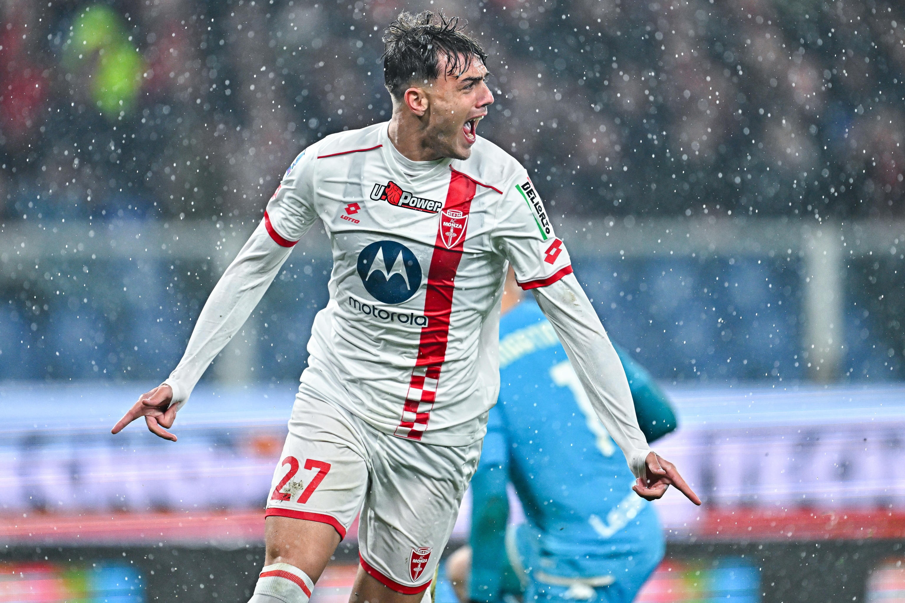 22年178天后，馬爾蒂尼家族再次有人為意大利首發(fā)出戰(zhàn)比賽