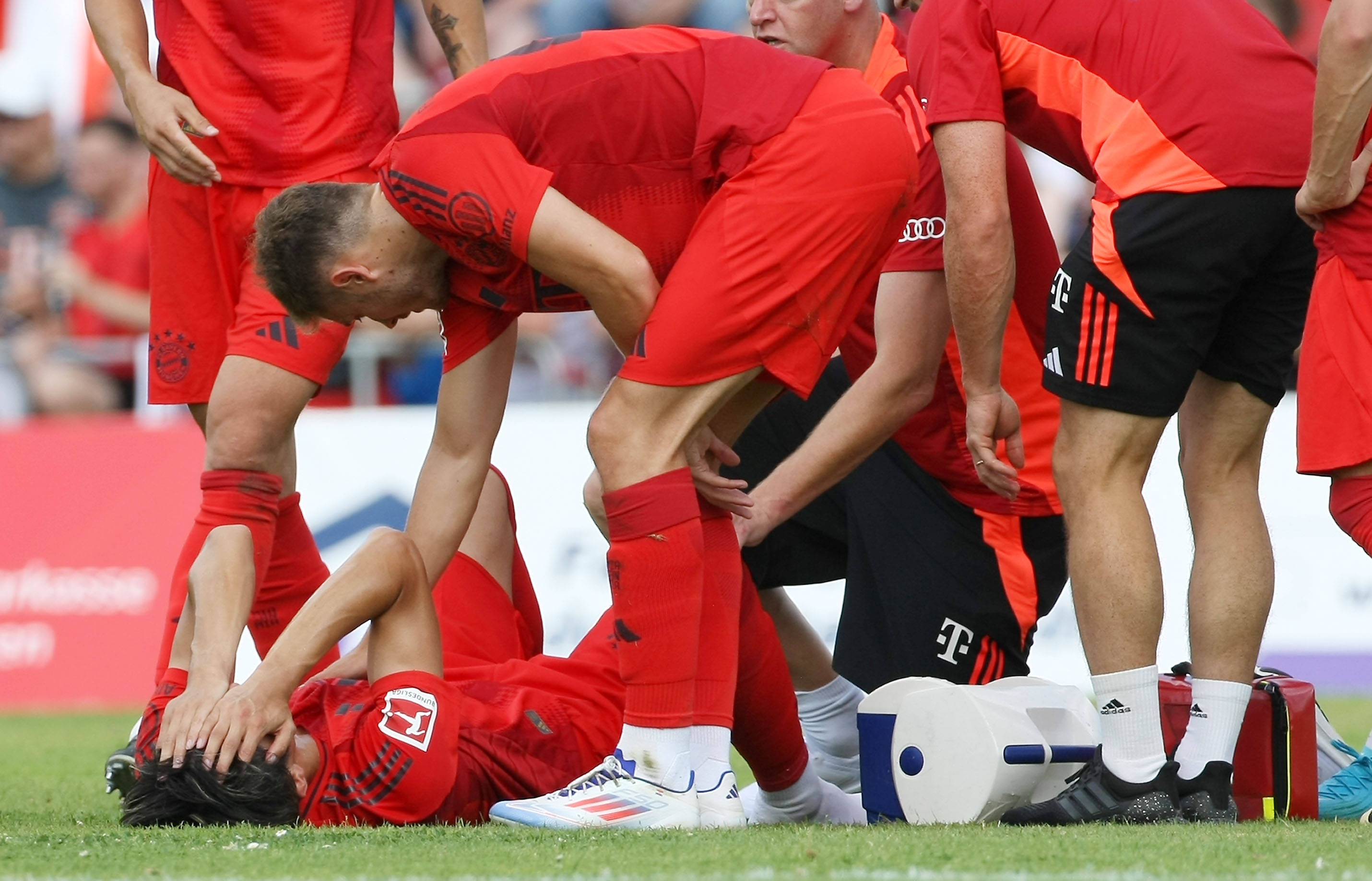 復(fù)出又受傷！羅馬諾：伊藤洋輝將傷缺數(shù)月，賽季報(bào)銷