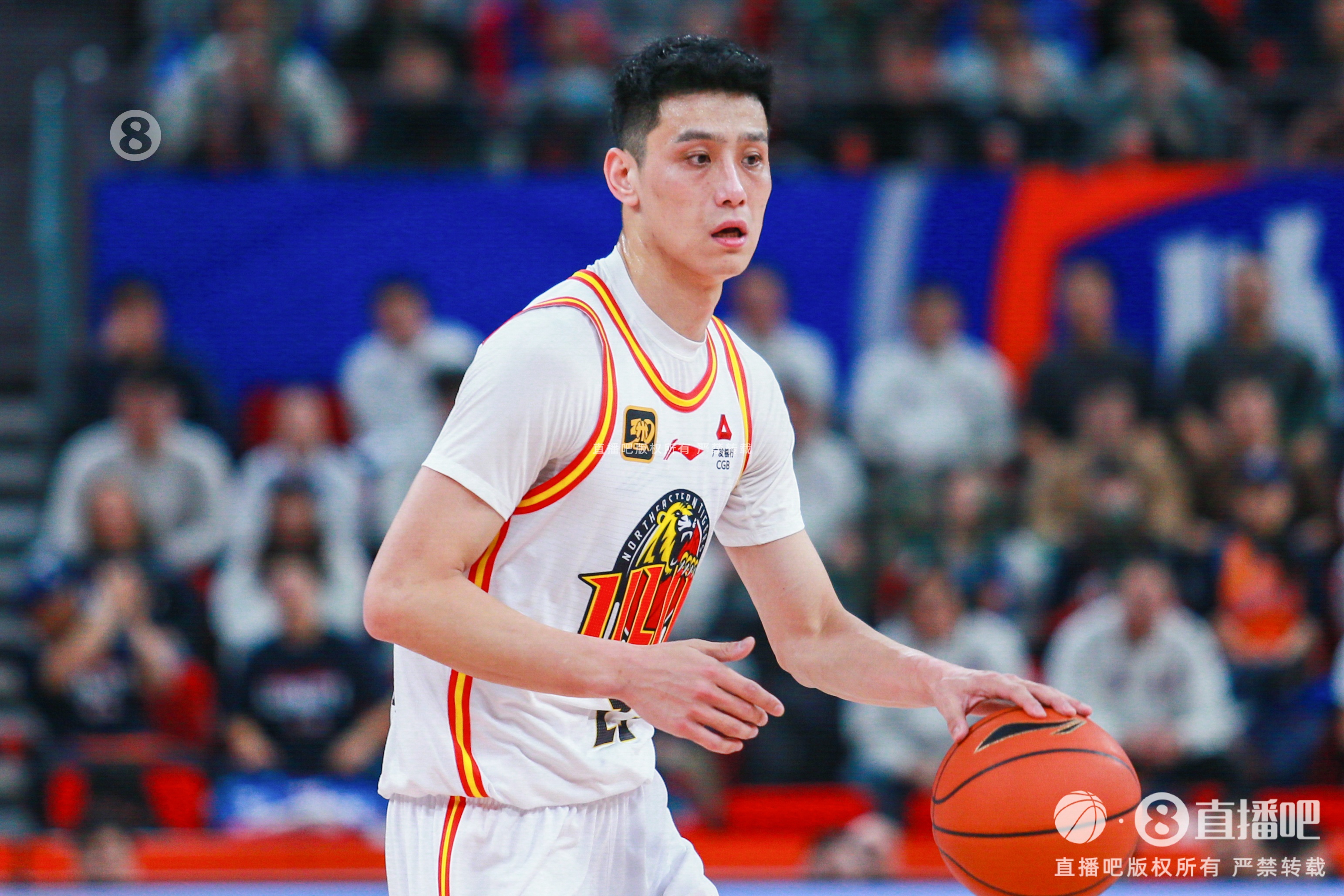 今天進(jìn)攻狀態(tài)好！欒利程半場3中3&4罰全中貢獻(xiàn)12分