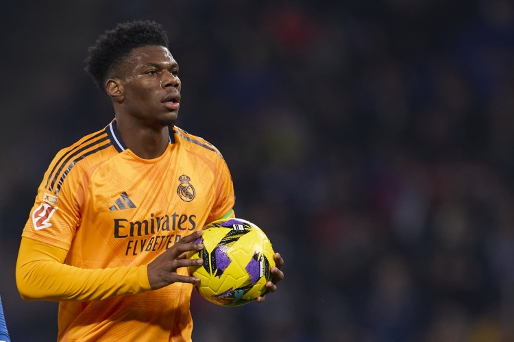 噓聲到掌聲！阿斯談瓊阿梅尼：用沉默和表現(xiàn)回應(yīng)批評(píng)，轉(zhuǎn)化為贊美