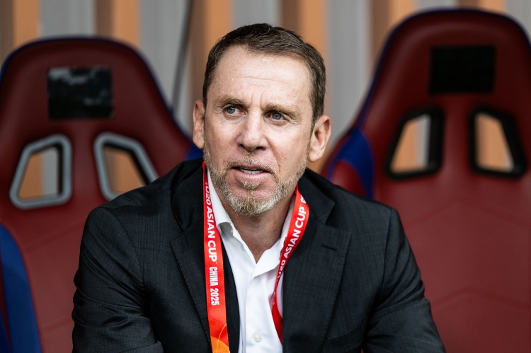 東體：足協(xié)愿意繼續(xù)信任久爾杰維奇，未來國奧隊大門對他仍開放