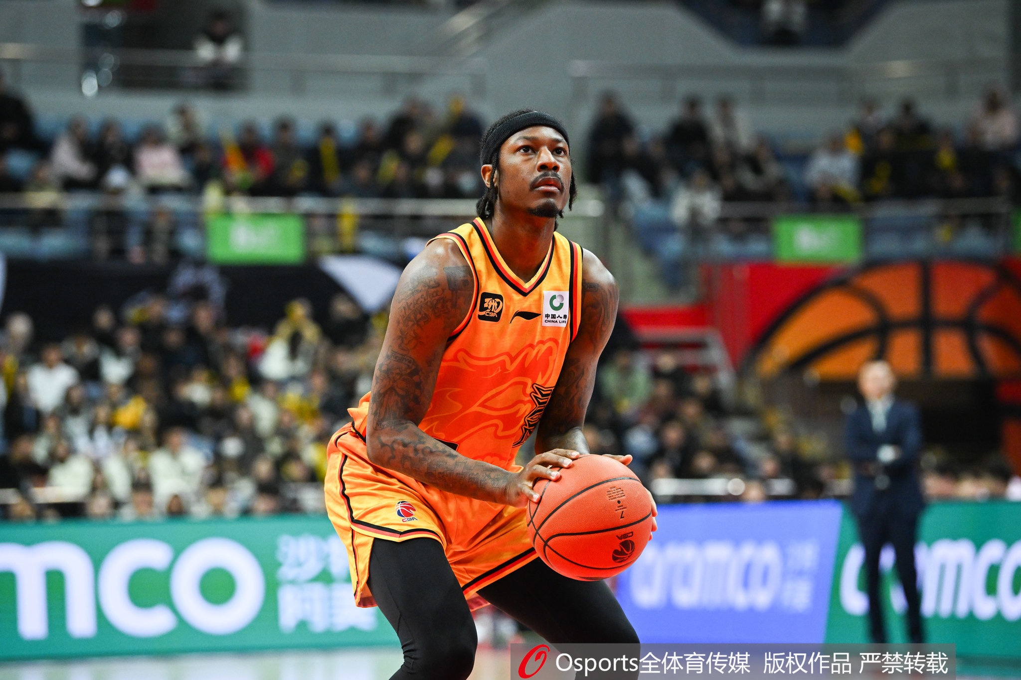 殺傷力相當(dāng)強！湯普森和古德溫上半場共計造到18個罰球&合砍30分