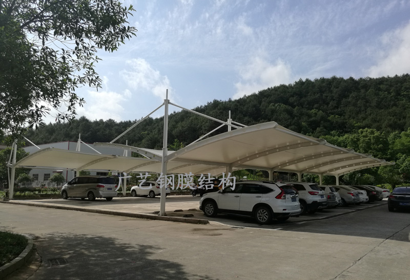 ��ɽ��(zh��n)����Ĥ�Y(ji��)��(g��u)ͣ܇(ch��)��